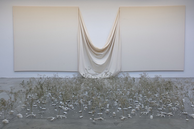 Mark Garry installation view 'Meadowe'