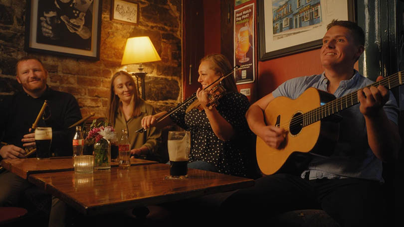 Traditional Irish Music performers in Dolans Pub in Limerick