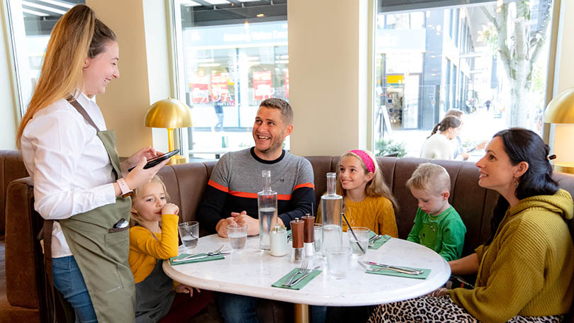 Family having dinner at the Spitjack Limerick