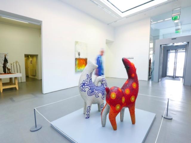 30 years artists places