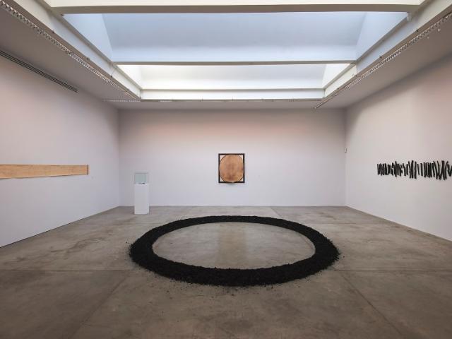 Siobhan McDonald, Crystalline Hidden Monuments